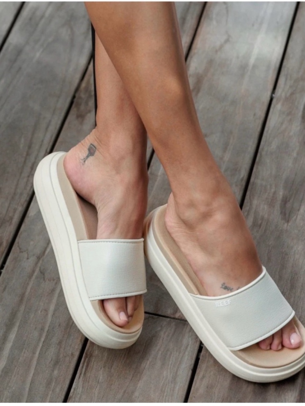 Reef Women's Cushion Boni Bay Flip Flop Sandal - Picture 6 of 7